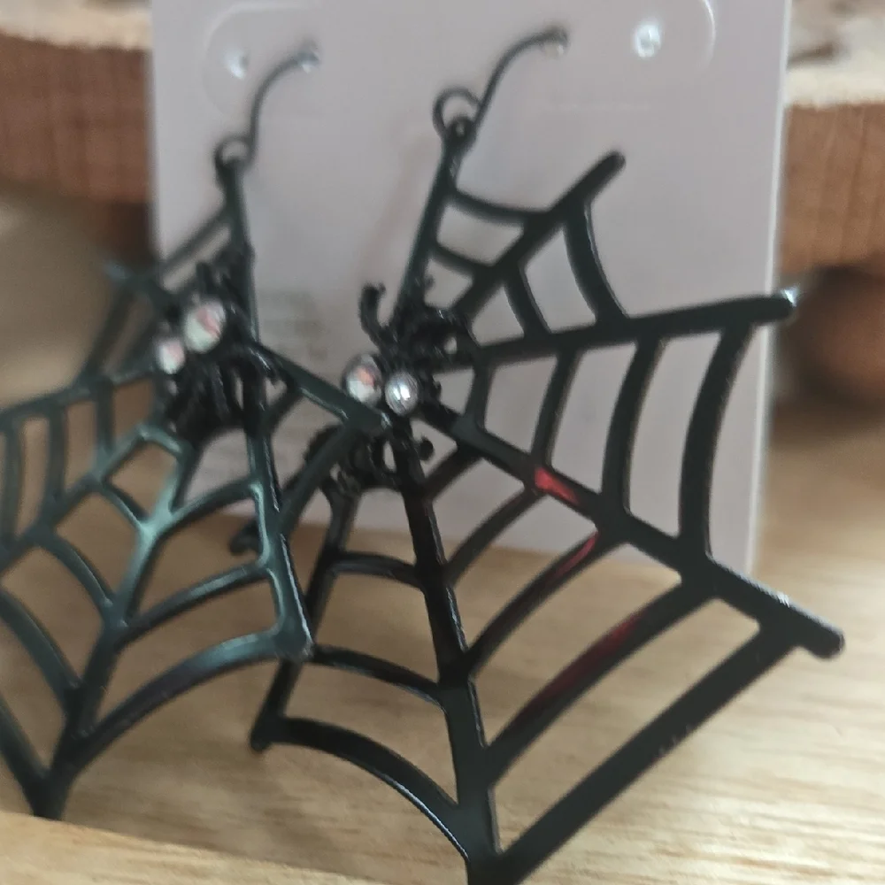Claire's Black Spider Web Jewelry